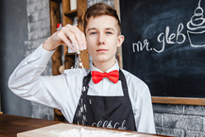 15-гадовы кандытар-вундэркінд з Маладзечна: «У бацькоў кішэнных грошай я больш не прашу»