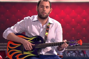 Слепаков спел песню про новую стрижку