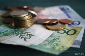 Как живут люди с доходом до 400 рублей: «В общественный туалет кассиром не взяли»