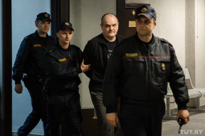 Прокурор запросил 4 года. У главврача нашли 140 тысяч долларов, но судят за взятку в 3 тысячи