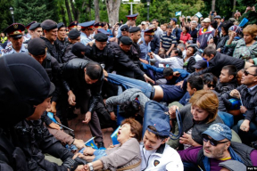 После президентских выборов в Казахстане задержали 700 человек