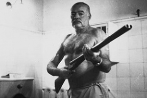 «Очень любил убивать». Токсичные правила жизни Эрнеста Хемингуэя