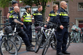 Почувствовать разницу. Потому что это Голландия