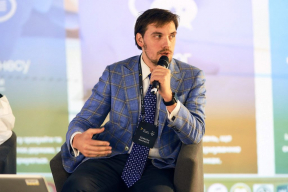 Всего 35 лет. Как выглядит самый молодой премьер и правительство Украины