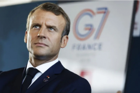 Похоже, Макрон хочет стать главным политиком мира