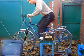 «Мы не застыли в 2014-м, мы вернулись в 90-е». Что такое донецкий каршеринг