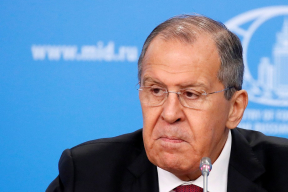 Новое стихотворение Лаврова: «И выстрел заглушил шум дальних электричек»