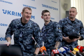 «Сделали то, что нужно». Что украинские моряки рассказали о конфликте у Керчи