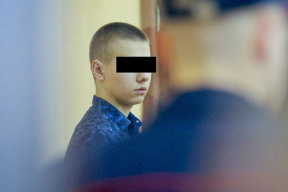 Суд вынес приговор подростку, убившему ученика и учителя в столбцовской школе