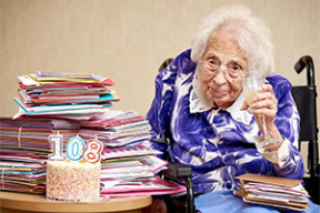 108-летняя британка: секрет моего долголетия – шампанское