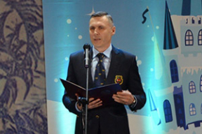 Не без шести нулей. Куда исчез многолетний хоккейный напарник Лукашенко