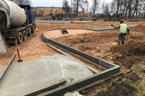 Археолог: Во время реставрации в Гольшанах бульдозеры уничтожили могилы XIV века