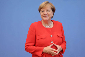 Рецепт дня от Ангелы Меркель: чем заменить рукопожатия