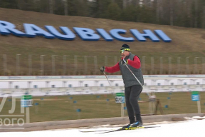 Фотофакт. Лукашенко на лыжах показывает мастер-класс