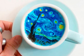 Бариста из Кореи создает на кофейной пенке картины