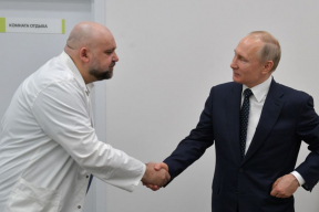 У главврача больницы, который встречался с Путиным, обнаружили коронавирус