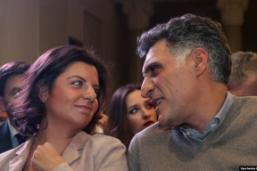 Навальный рассказал про секретные заработки семьи пропагандистов Симоньян и Кеосаяна