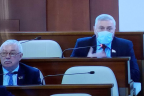 Министр Караник — депутату: «Нам, в отличие от вас, стыдно не будет»