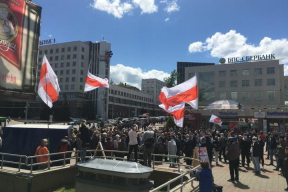 Тысячи людей на предвыборных пикетах в Гомеле, Витебске, Могилеве и других городах