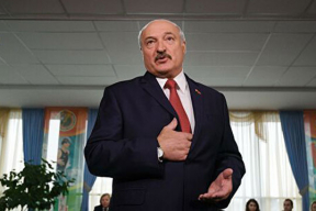 Почему Лукашенко решил ускорить выборы