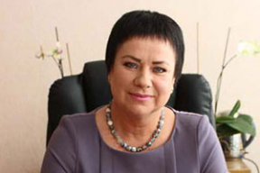 Председатель Бобруйского райсовета депутатов выпала из окна