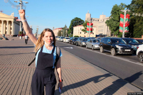 Флешмоб дня. Как в центре Минска поддержали арестованных диджеев