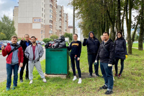 Футбольные матчи между районами, чаепития, концерты и книжные чтения. Как жители районов проводят субботу