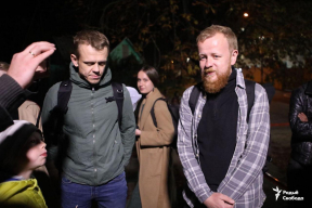 На Окрестина задержали журналистов, перестала выходить на связь адвокат Колесниковой. Гридин и Васюкович на свободе