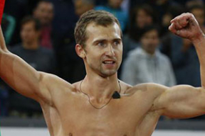 «Кравченко был весь мокрый — их заставили приседать 400 раз». Сокамерник — об арестованных спортсменах