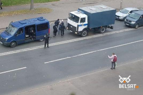 Видеофакт. Как силовики стреляли в Минске