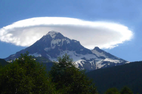 Зарплатный Олипм: кому сколько обещают – от дворника до командира «Боинга»
