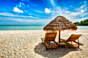 Летим в отпуск: стоит ли вакцинироваться и бронировать тур заранее