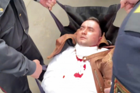 Политзаключенный Степан Латыпов попытался в суде перерезать себе горло. Его увезли без сознания