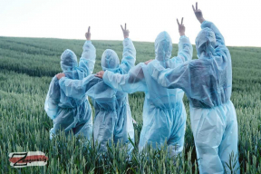 Фотосессия воскресенья. Врачи врачам – в чистом поле