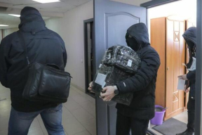 4 возможные причины атаки на неправительственные организации и СМИ