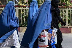 «Надежда тлеет с каждым днем». Как живут афганские женщины после захвата власти «Талибаном»