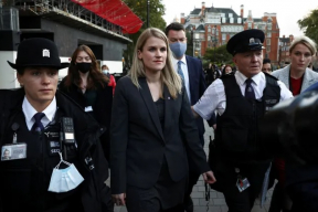 СМИ публикуют внутренний «архив Фейсбука»: сотрудничество с авторитарными властями и VIP-пользователи