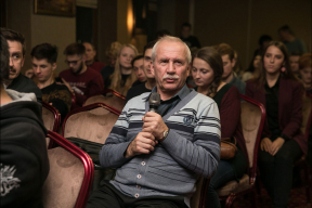 Карбалевич: Только после окончания войны встанет вопрос о разжимании кольца изоляции вокруг Беларуси