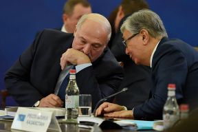 Почему Токаев попал в зависимость от Путина, но далеко не в такую, как Лукашенко