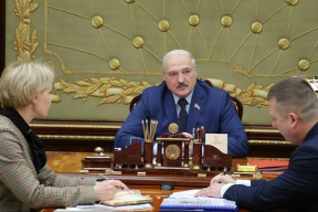 Лукашенко: «Мне пришлось разрушать эту «банду»