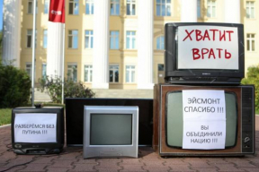 Слюнькин: «У белорусских пропагандистов нет денег не то, что на резиденцию на озере Комо, но и на недвижимость в Вильнюсе»