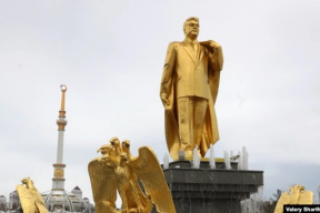 Чаму Лукашэнка можа раздзяліць лёс Назарбаева і Туркменбашы
