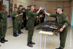 Военный эксперт: «Лукашенко играет в игру, кто первым умрет: ишак или эмир»