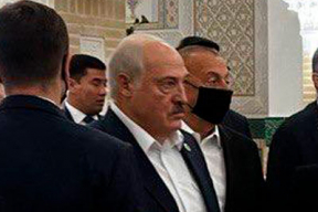 Романчук: «Лукашенко ищет руку, плечо или карман — все, что угодно — среди таких же токсичных режимов»