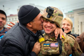 Война, 14 ноября. Зеленский наградил бойца белорусского батальона. Как в ООН голосовали за резолюцию о выплате Россией репараций Украине. Сталинский опыт: во время бегства россиян из Херсона выпустили всех заключенных из СИЗО