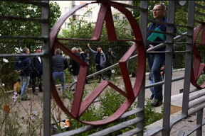 «Кто хочет — на передовую, кто не хочет — к прокурору». Как российские мобилизованные гибнут в Украине