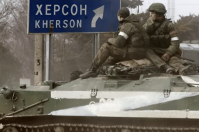 Арестович: «Неизвестно, будет ли оборона Херсона, но россияне к ней точно готовятся»