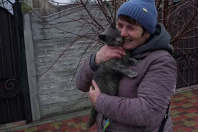 «Страшнее всего было, когда горел аэропорт». Как жители Чернобаевки пережили оккупацию