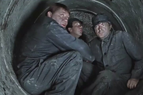 Класковский: «Глядя на отношение России к ее «мобикам», не думаю, что там наладили производство комфортных цистерн для перевозки военных»