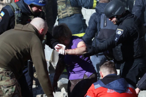 Война, 15 марта. Под Бахмутом сбили российский бомбардировщик. Слухи о новой волне мобилизации в РФ. Сенаторы из обеих партий США потребовали придумать, как отправить Украине F-16. Стартовала десятая встреча в формате «Рамштайн»